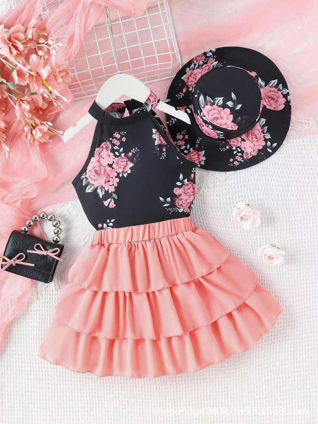 Printed Halter Top Cake Skirt With Hat Suit