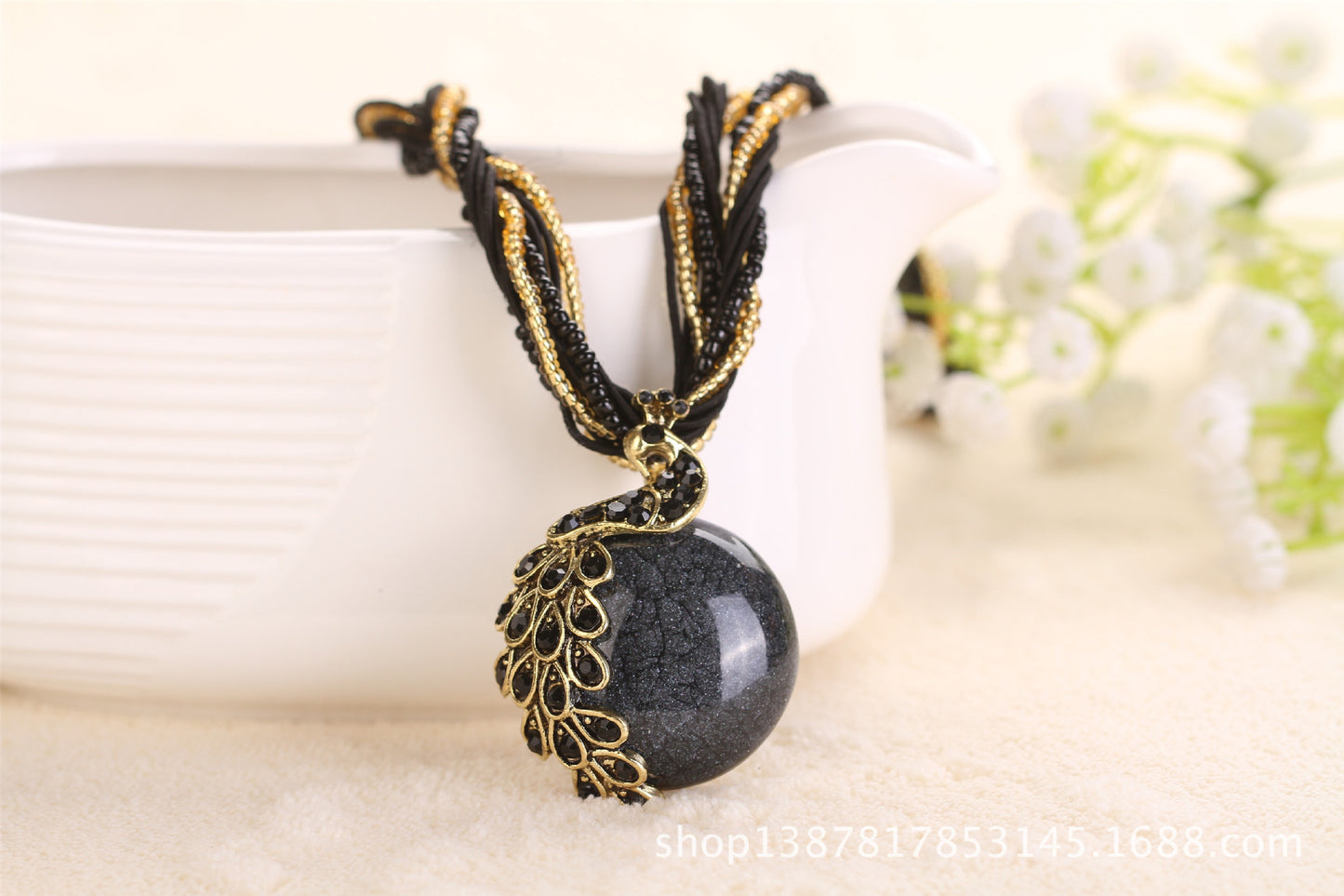 Ladies Ethnic Style Rice Bead Woven Retro Necklace
