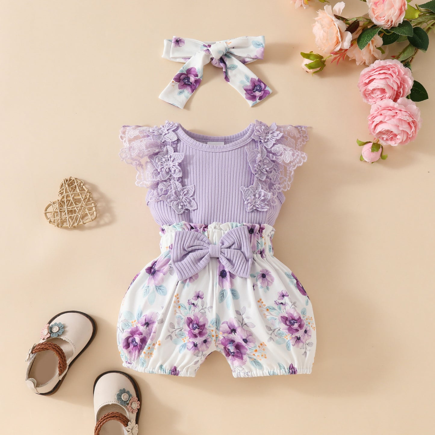Children's Sleeveless Sunken Stripe Top Flower Shorts Suit