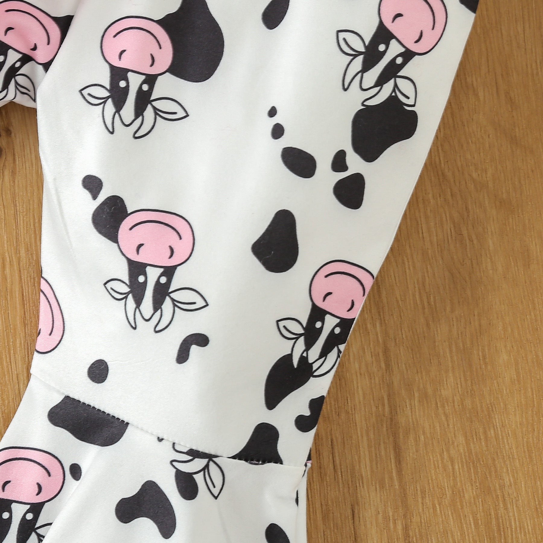 Baby/Toddler Girls' "Holy Cow I'm Cute" 2pc Outfit