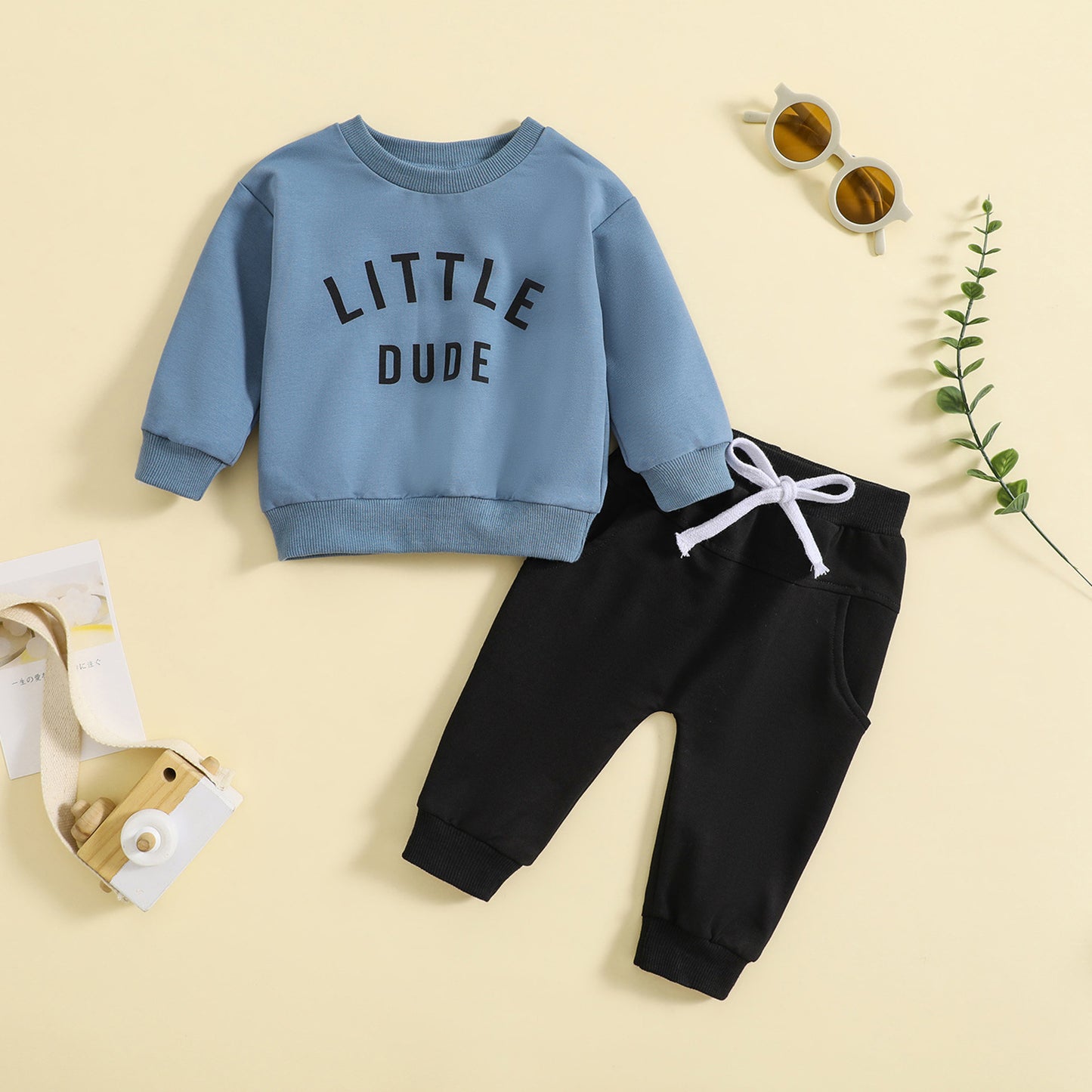 Boys' Round Neck Letter Print Top Solid Color Trousers Two-piece Set