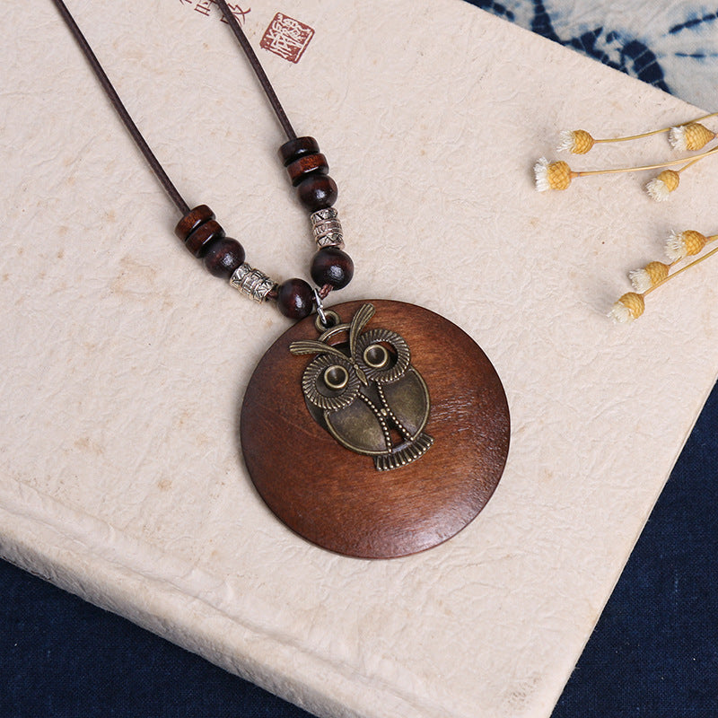 Retro Ethnic Style Beaded Wood Chip Hollowed Out Necklace