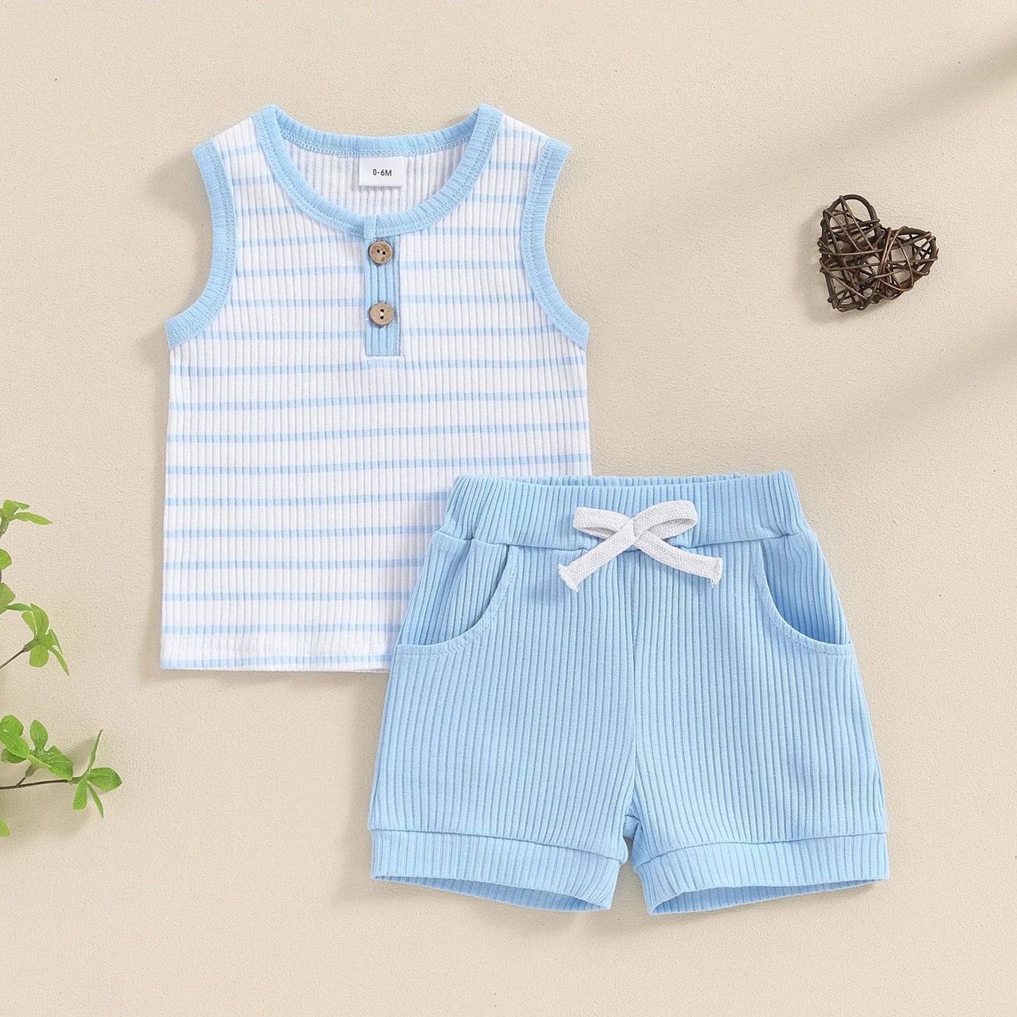 Boys' Fashion Round Neck Top Sports Shorts Suit