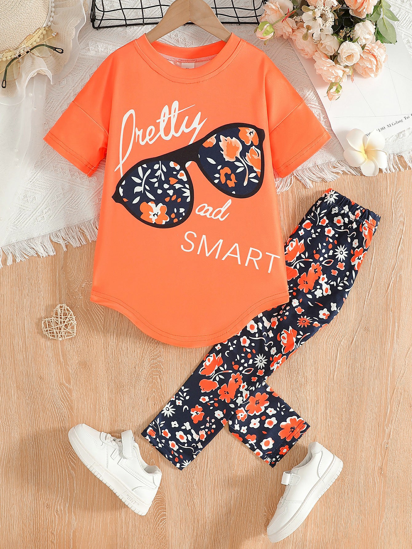 Girls Heat Transfer Patch Short Sleeve Round Neck Top Casual Pants Suit