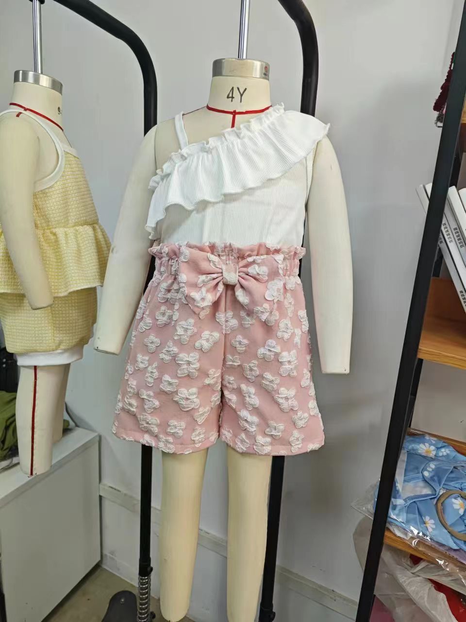 Girl's Summer Oblique Shoulder Tops Floral Shorts 2pc Set