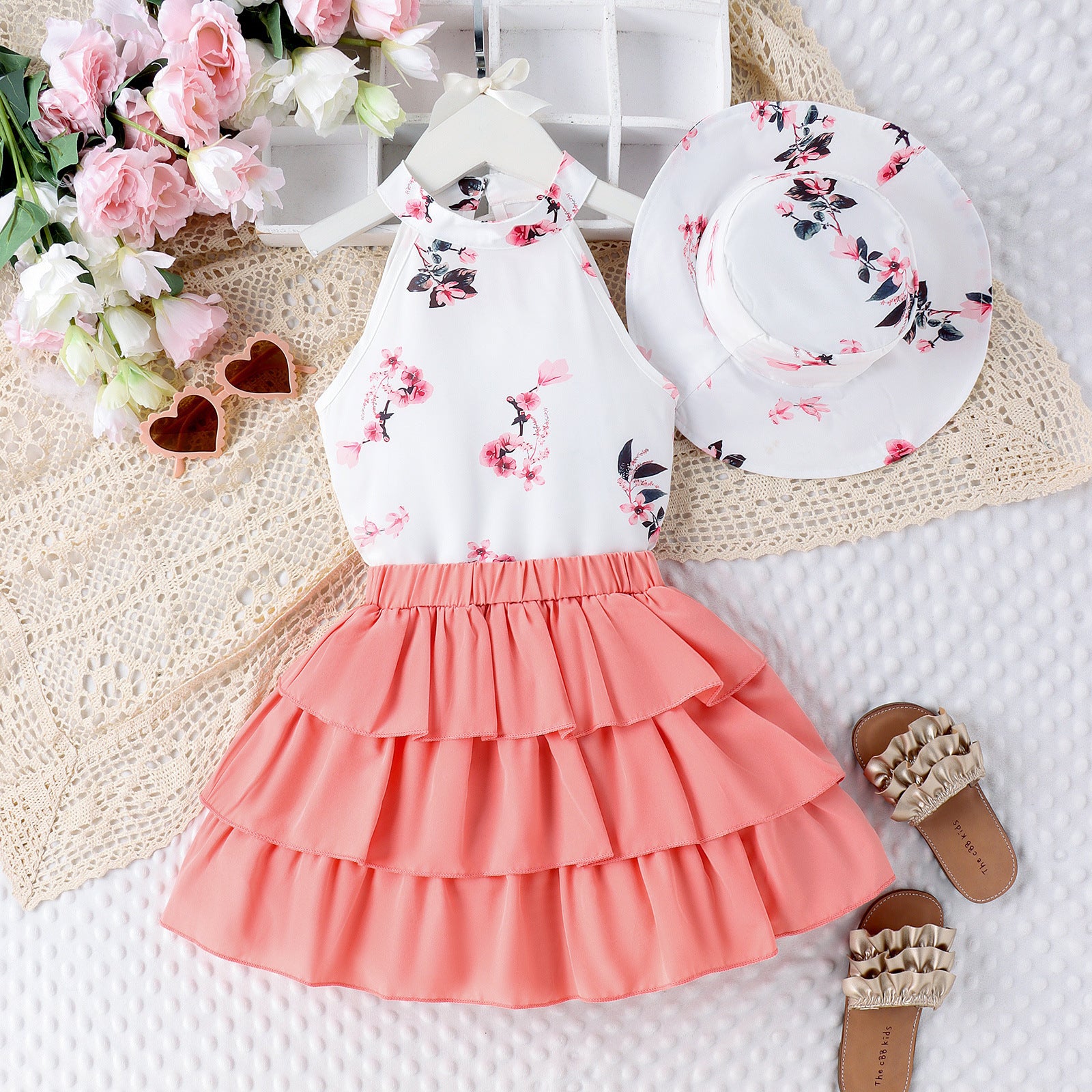 Printed Halter Top Cake Skirt With Hat Suit