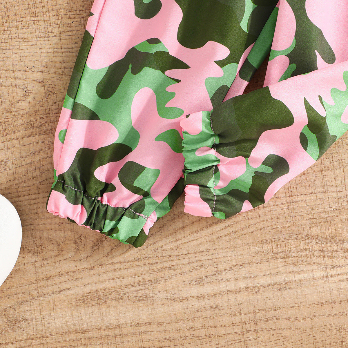 Girls' Letter Print Solid Color Sleeveless Top Camouflage Trousers 2pc Set