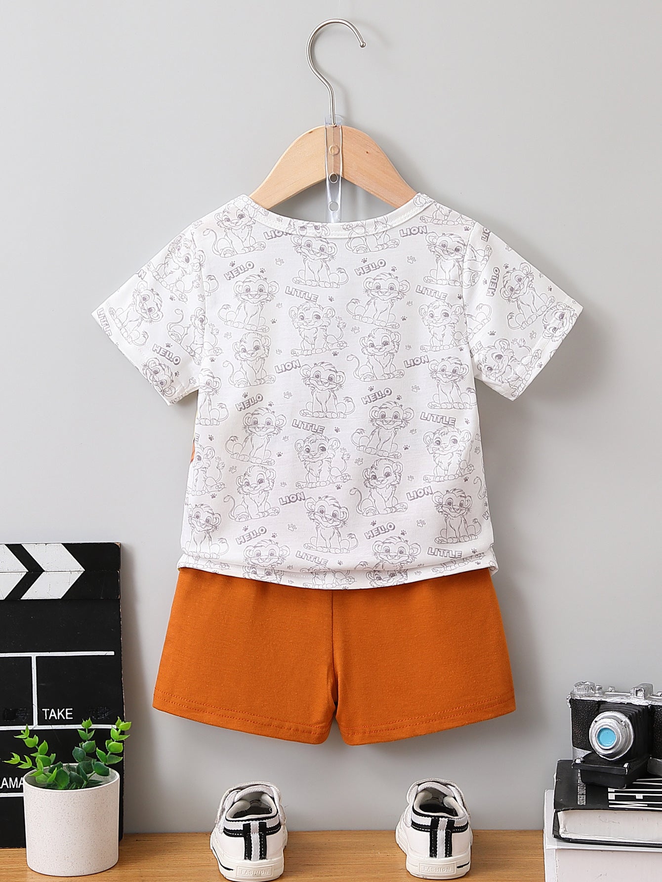 Little Lion Print And Shorts, Baby Clothing Two-piece Set